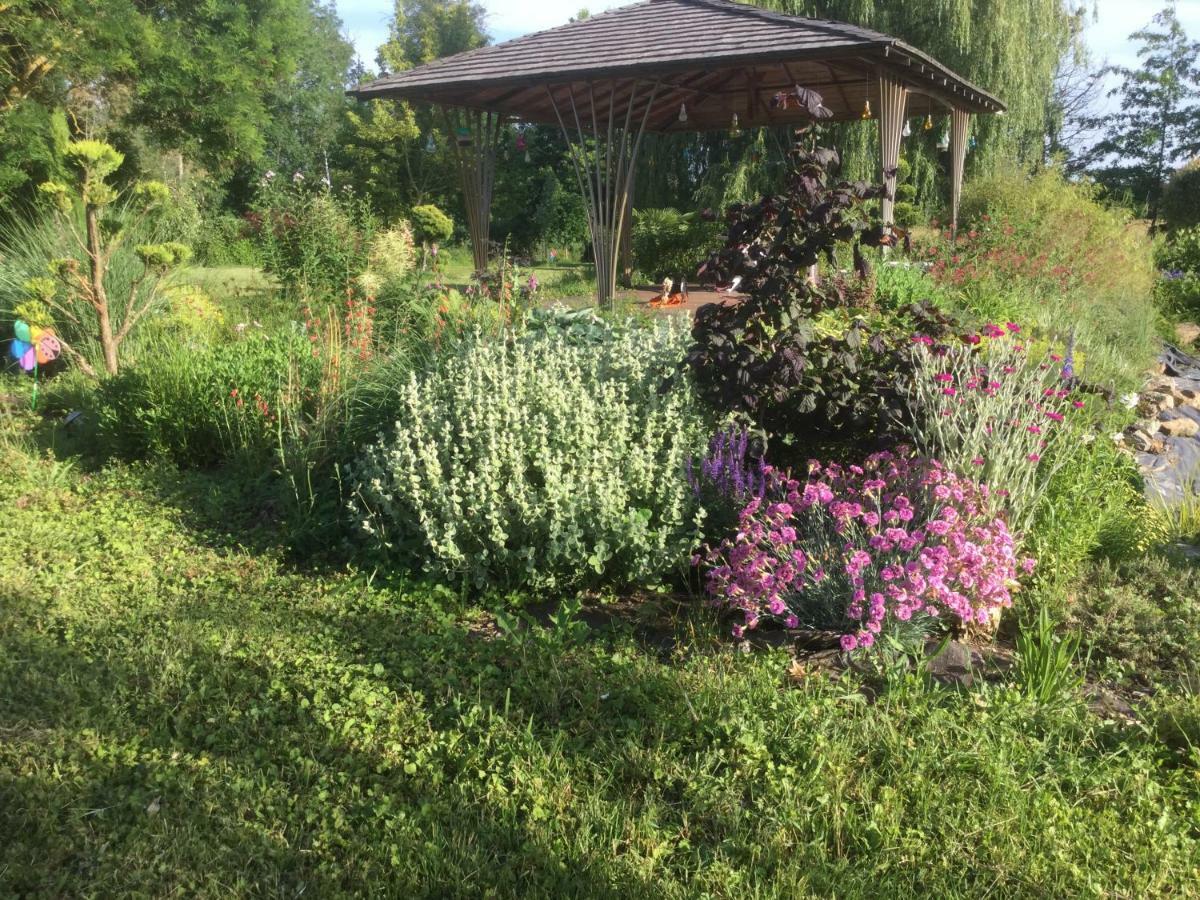 Chambre Au Calme De La Campagne Le Vernet (Allier) Exterior foto